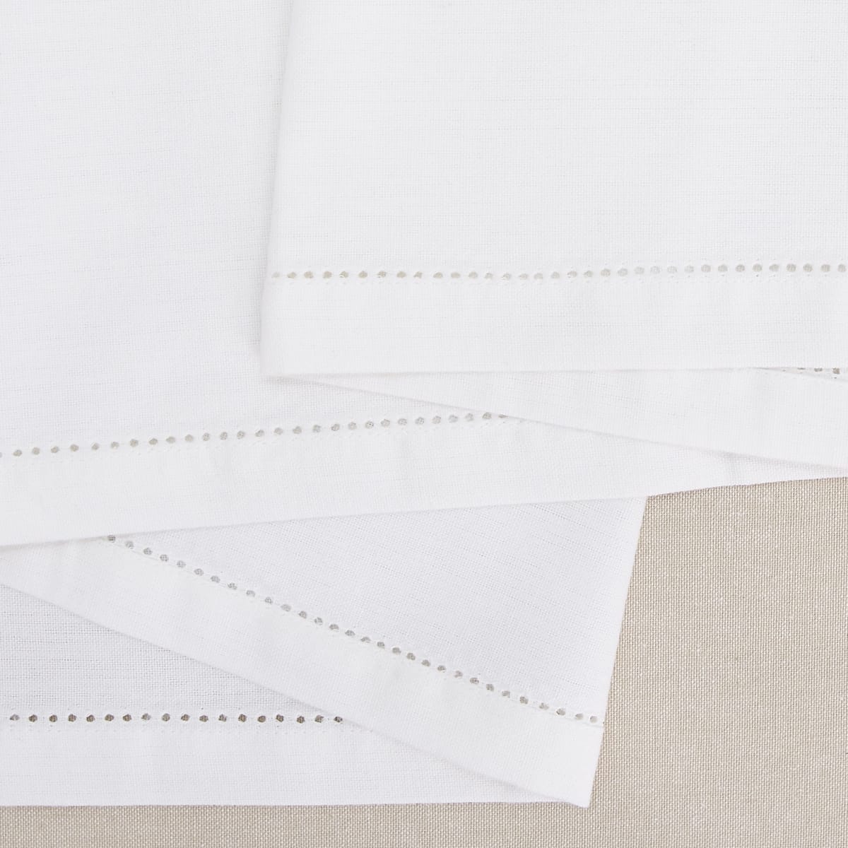 Camino de Mesa Algodón Blanco