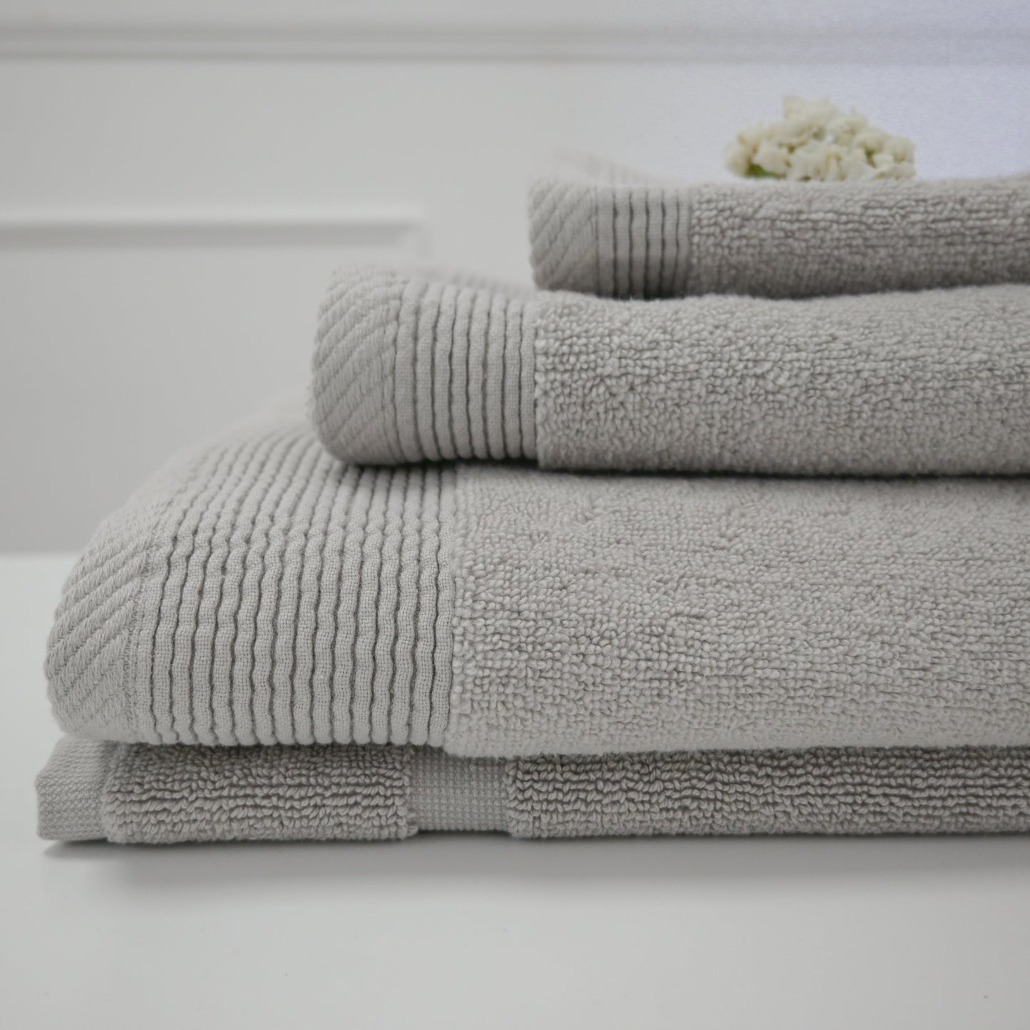 Toallas Hotel Collection Gris Claro 550g/m2