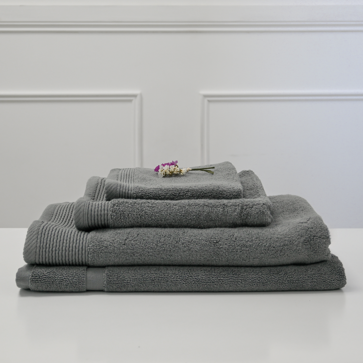 Toallas Hotel Collection Gris Oscuro 550g/m2